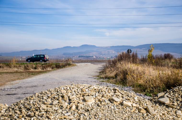 A saját adócsalásuk áldozatai a kisajátított területek tulajdonosai