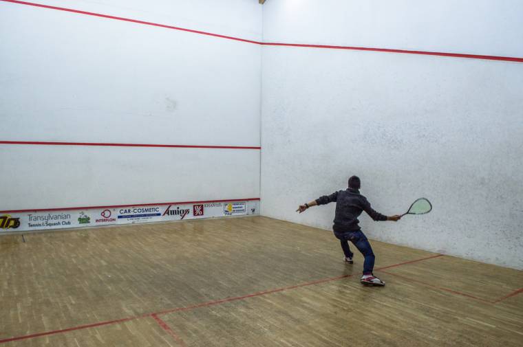 Nemzetközi squash-versenyre készülnek Csíkszeredában