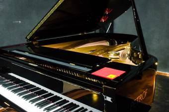 Zongoraest lesz Székelyudvarhelyen