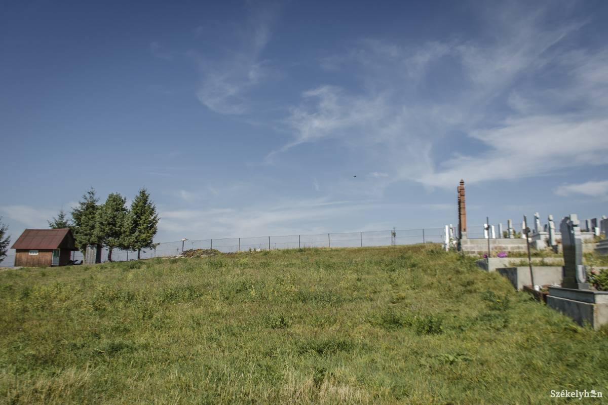 Csak jövőben kezdődhet el a csíkpálfalvi ravatalozó megépítése •  Fotó: Pinti Attila