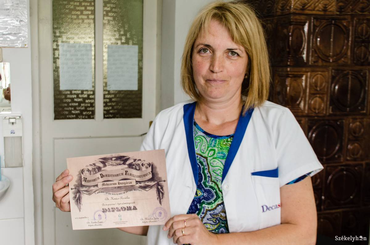 Dr. Kovács Rozália: fontosak a visszajelzések, mert azok adnak erőt, lelkesítést a további munkához &bullet;  Fotó: Sándor Csilla