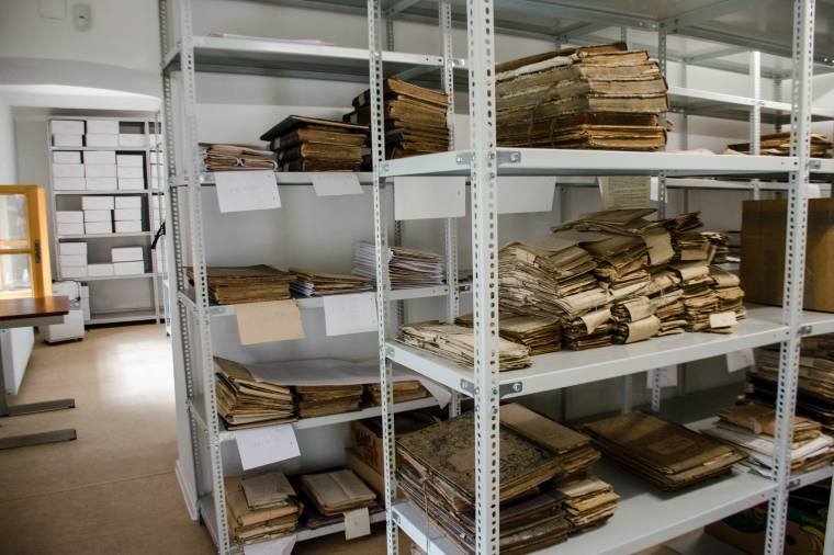 A kutatók számára hozzáférhetők lesznek a Csíkszeredai Gyűjtőlevéltár anyagai