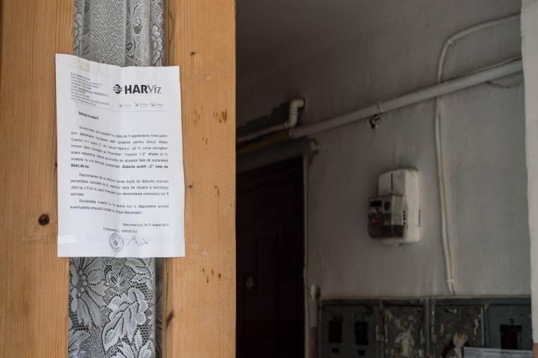 Gyűlnek az adósságok a csíkszeredai Gyermek sétányon – elzárták a vizet