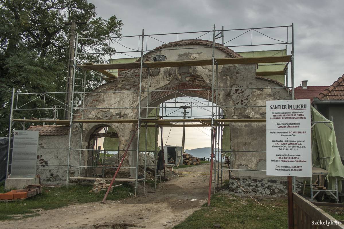 •  Fotó: Pinti Attila