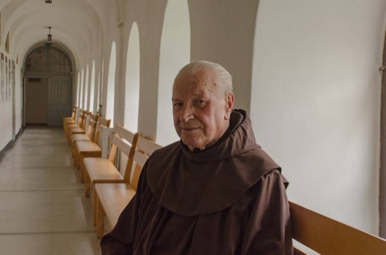 Elhunyt a legidősebb erdélyi ferences, Márk József atya Csíksomlyón