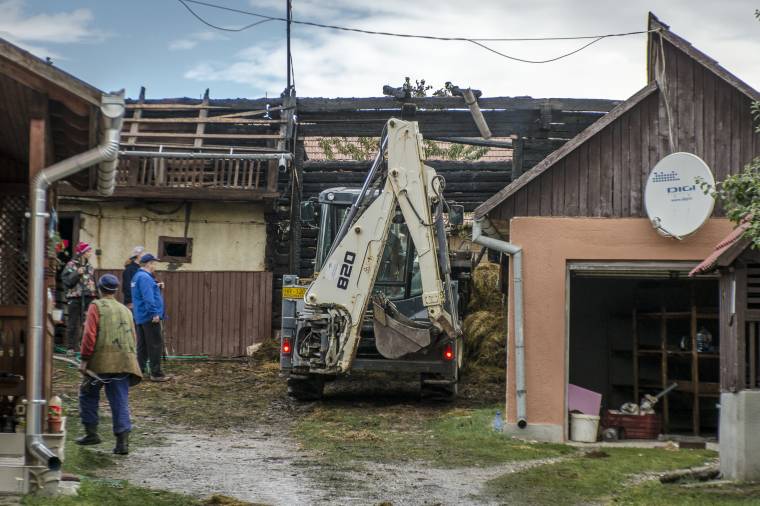Rövidzárlat okozhatta a szépvízi tűzvészt