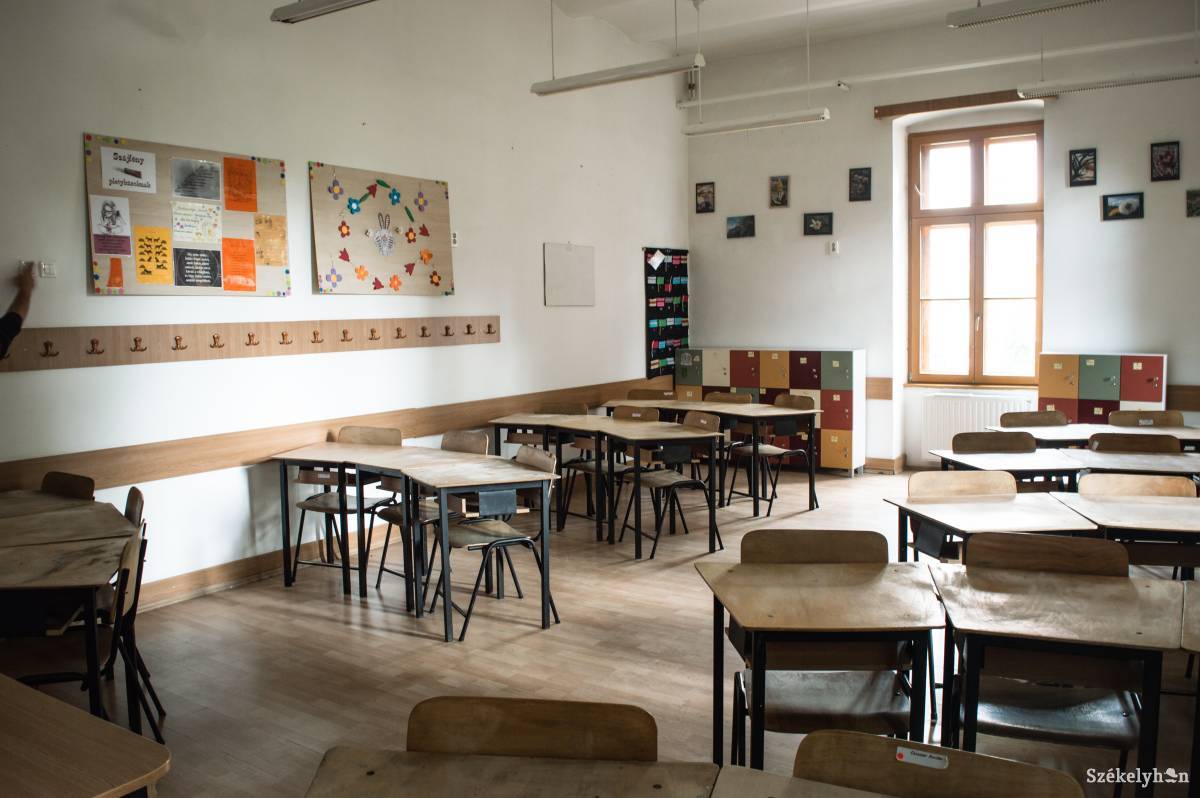 Hétfőn 14, kedden 10, szerdán 5 iskolában maradtak el a próbavizsgák Hargita megyében •  Fotó: Sándor Csilla