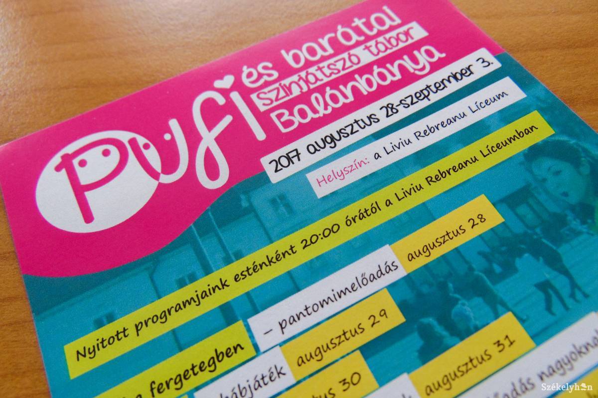 A tábort népszerűsítő szórólap. Érdekes hét elé néznek a jelentkezők •  Fotó: Balogh Orsolya