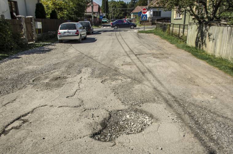 Küszöbön áll a csíkszeredai Ifjúság és Kőbánya utcák felújítása