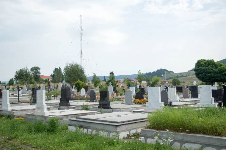Ezzel nem számoltak, és most késik a csíkszeredai Kalász lakótelepi temető rendezése