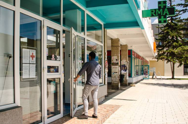 Negyedszer is „felírták” a halasztást – továbbra sem lehet az országban bárhol érvényesíteni az ingyenes recepteket, beutalókat