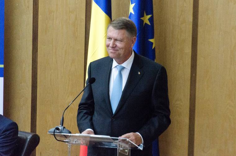 Johannis azt kívánja a kisebbségeknek, hogy jó életük legyen a román nemzeten belül
