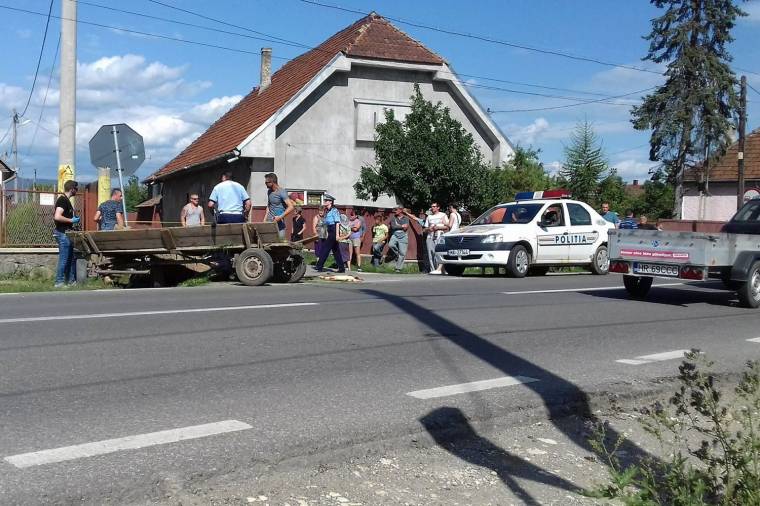 Vágtázó ló miatt sérült meg két személy Betfalván