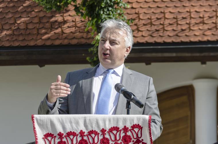 Semjén Zsolt a magyar megmaradás fundamentumáról