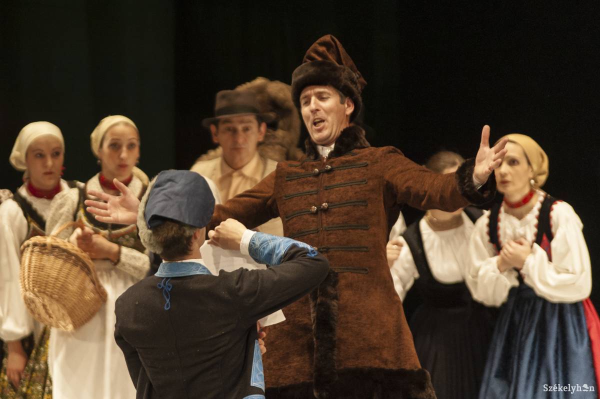 &bullet;  Fotó: Pinti Attila