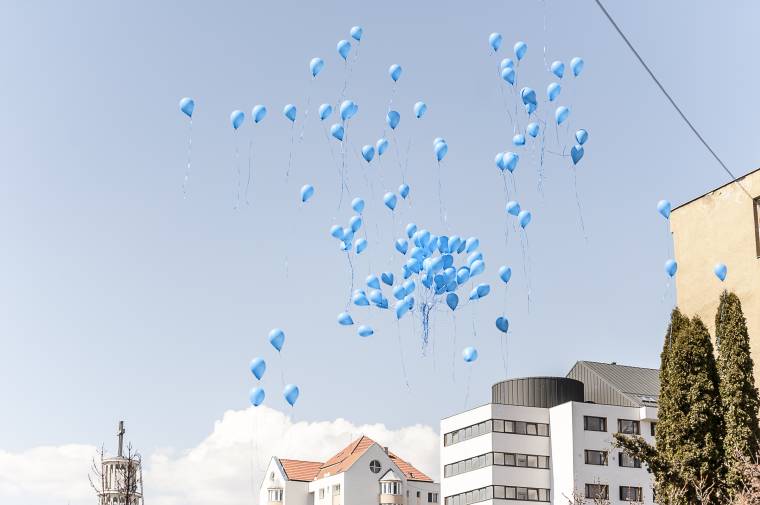 Megerősödni a hitben – megnyitották Csíkszépvízen is a Szent László-emlékévet