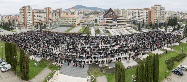 Csodálatos gondoskodás – ezrek a csíkszeredai ételszentelésen