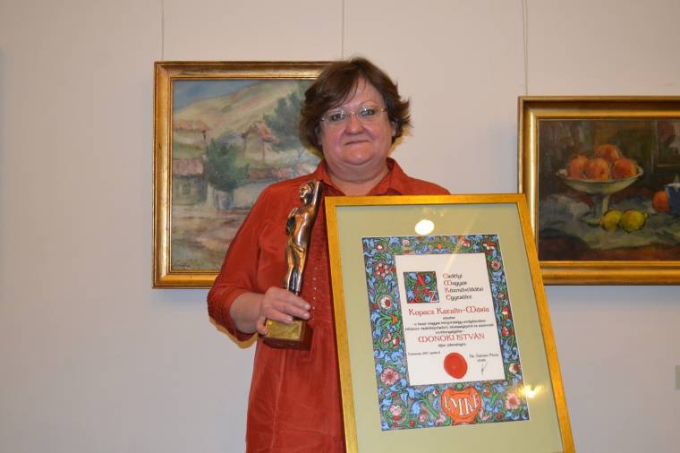 Díjazták a csíkszeredai könyvtár vezetőjét