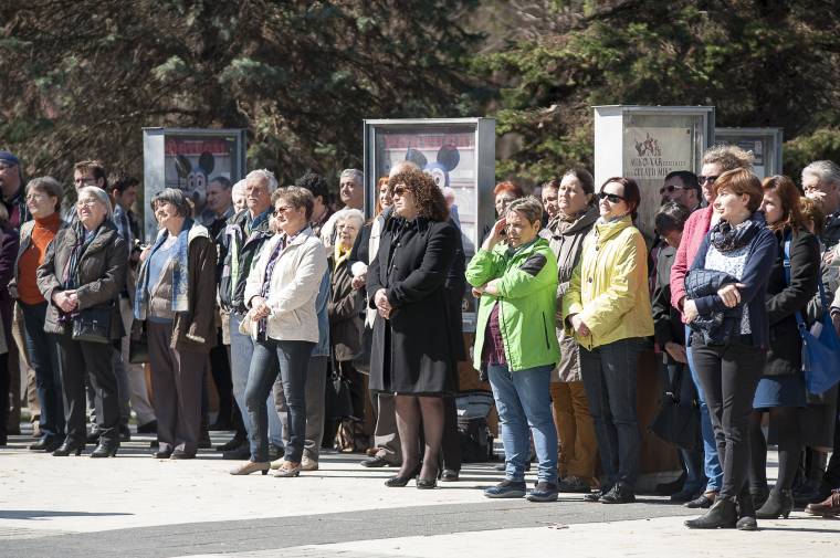 Amerika nekilátott Szíria bombázásának a vegyifegyver-támadásért