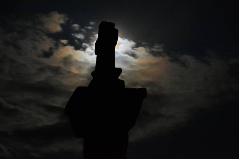 Nagypénteken Jézus kereszthalálára emlékeznek a keresztények