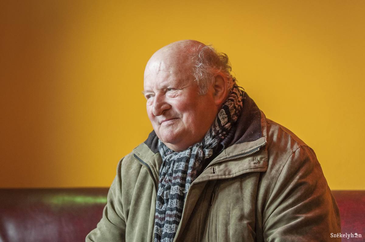 Fülöp László gyűjteni is, mondani is szereti a vicceket &bullet;  Fotó: Pinti Attila