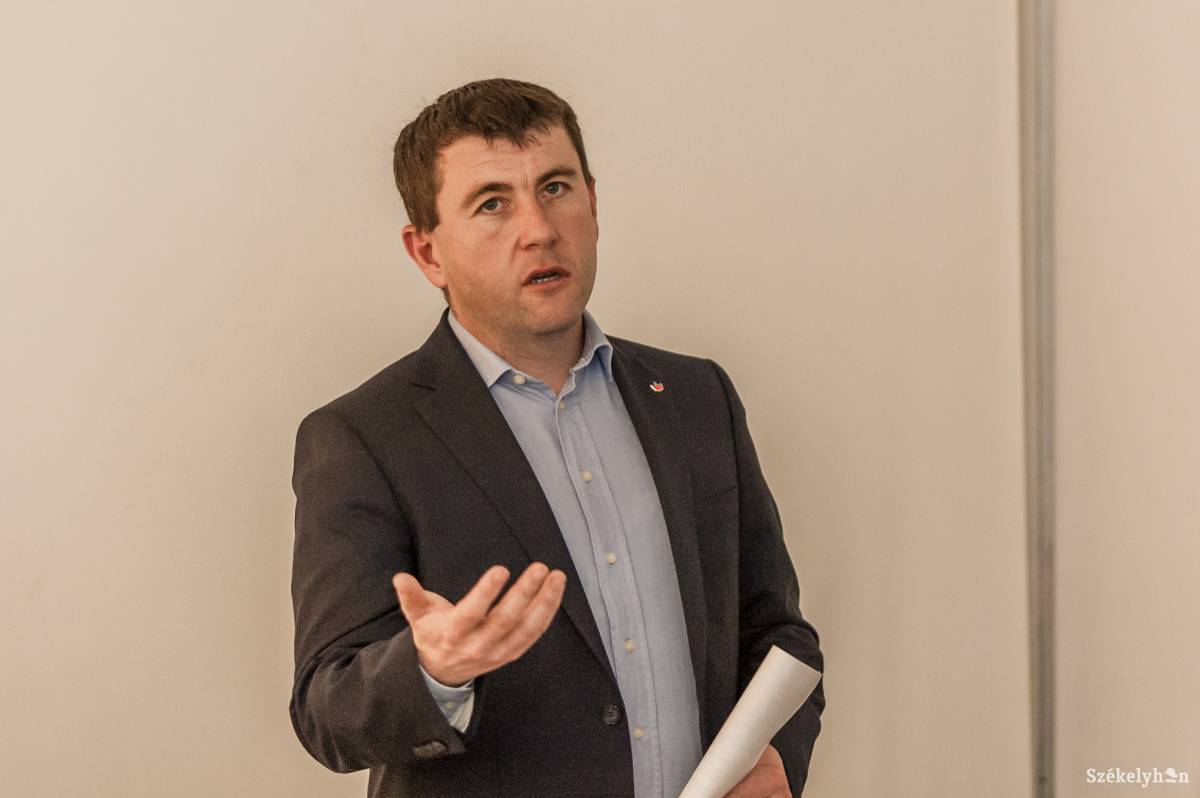 &bullet;  Fotó: Pinti Attila