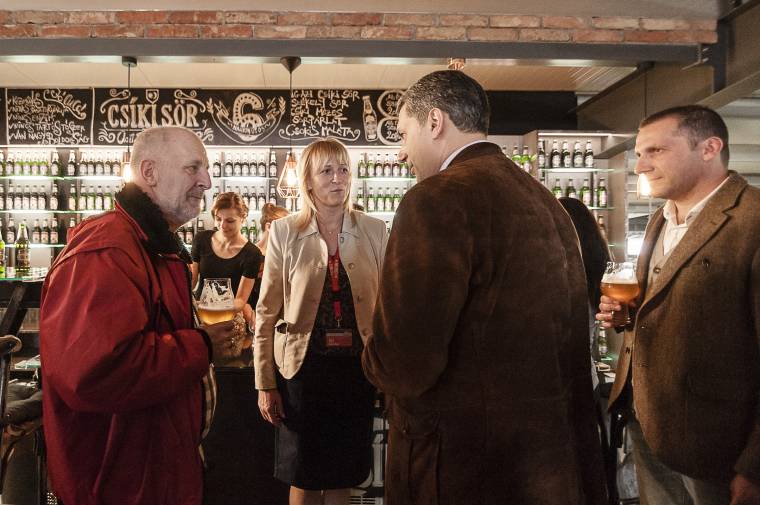 Új pláza Marosvásárhelyen – Sok helyi kereskedőt ellehetetlenít a multik térhódítása