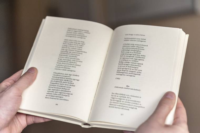 Radnótitól a Quimbyig: beszélgetés erdélyi poétákkal a költészet világnapján