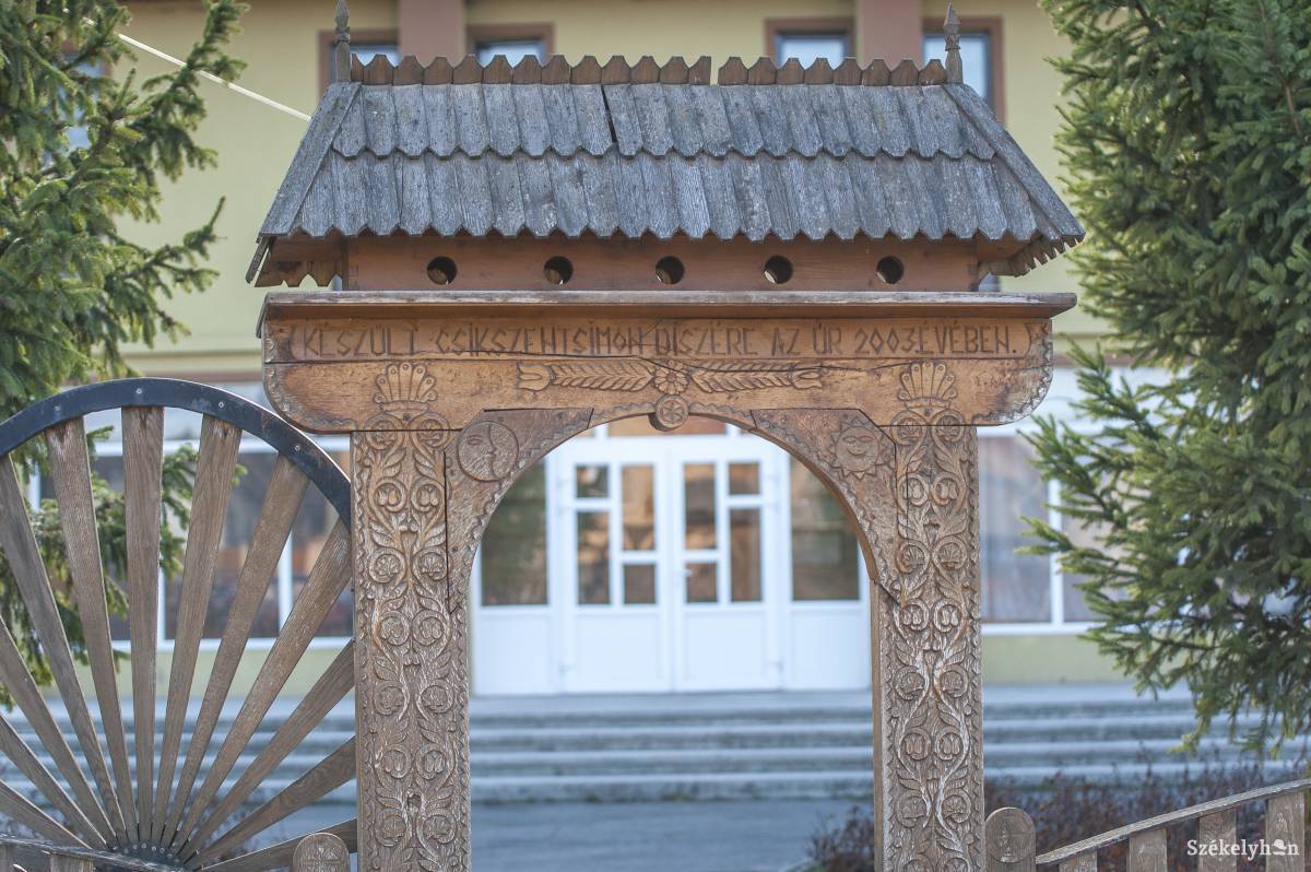 &bullet;  Fotó: Pinti Attila