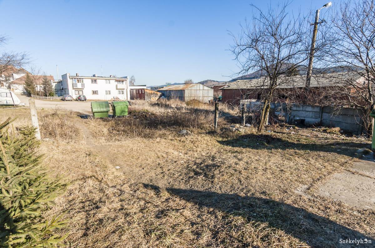 A majdani Összefogás Házának helyet adó terület Csíkszeredában &bullet;  Fotó: Veres Nándor