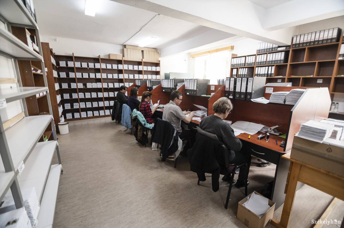Folyamatos a támogatási kérelmek feldolgozása. Archív •  Fotó: Gecse Noémi
