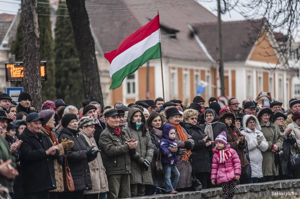 Idén sem marad el a megemlékező ünnepség a Vár téren •  Fotó: Veres Nándor