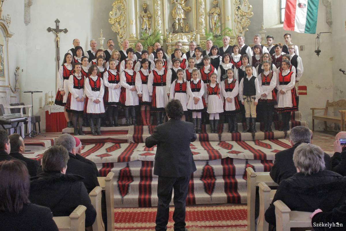 •  Fotó: Szabó Zsolt