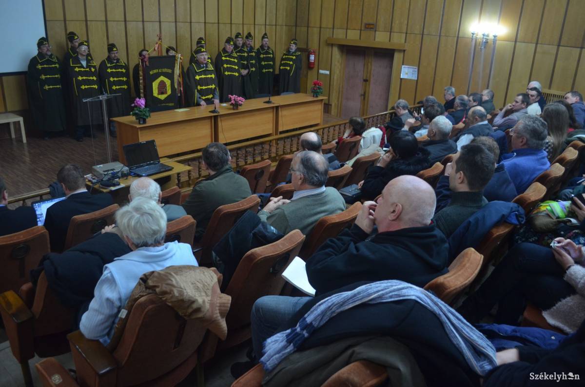 •  Fotó: Iochom Zsolt