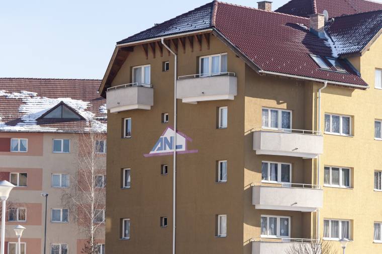 Érdemes feliratkozni az ifjúsági lakások várólistájára