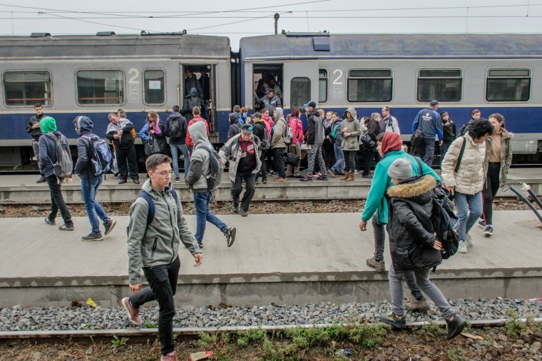 Csapdahelyzet: hiába van utas, egyre kevesebb a vagon