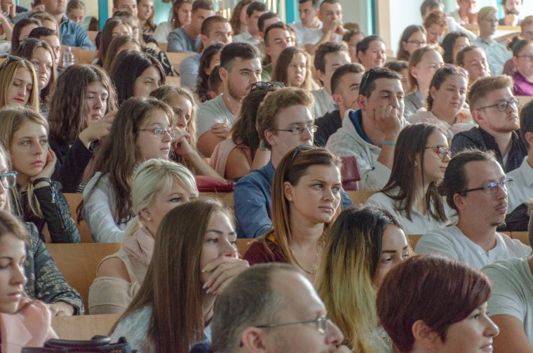 A határon túli magyarok is igénybe vehetik a Diákhitel 1-et