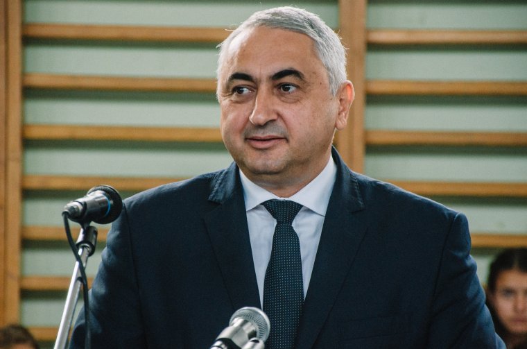 Nem lesznek elbocsátások a tanügyben, újabb Popa-féle rendeletet írt felül a kormány