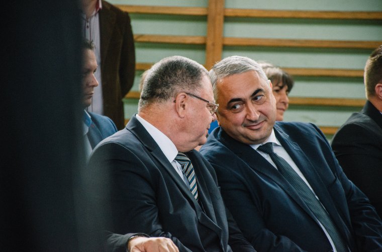 Esélyegyenlőség: vidéki iskolákat érintő fejlesztési terveket ismertetett a tanügyminiszter Domokoson