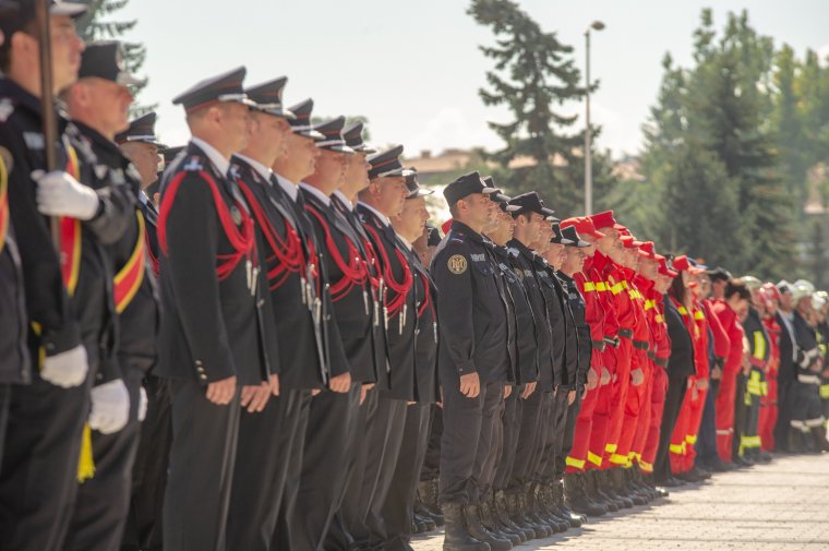 Vastapsot kaptak a tűzoltóság napján a Hargita megyei tűzszerészek