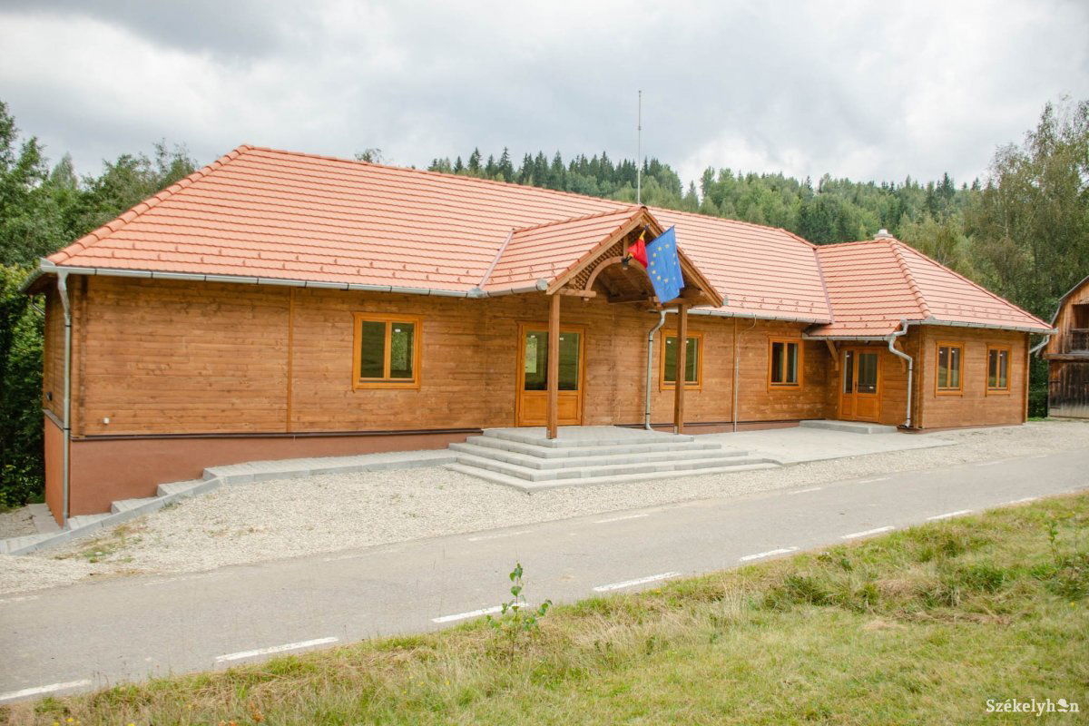 Az újjáépített művelődési ház. Nem kell tovább nélkülözniük a lóvészieknek &bullet;  Fotó: Gecse Noémi