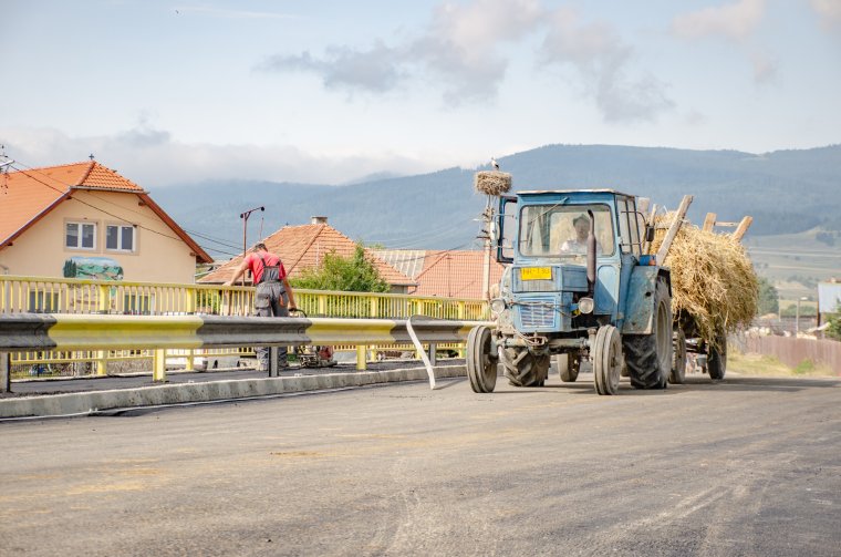Sokéves huzavona után erről is hírt adhatunk: elkészült az Olt-híd Csicsóban