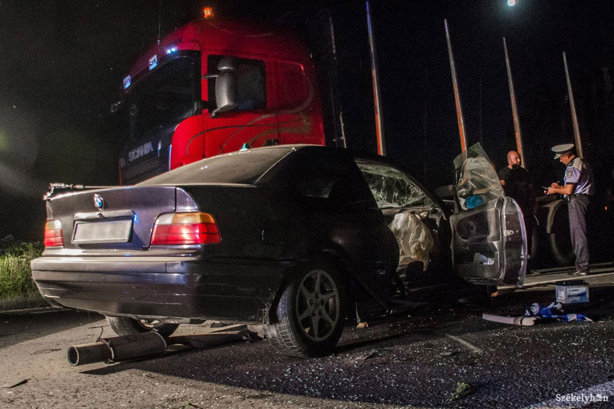 &bullet;  Fotó: Pinti Attila