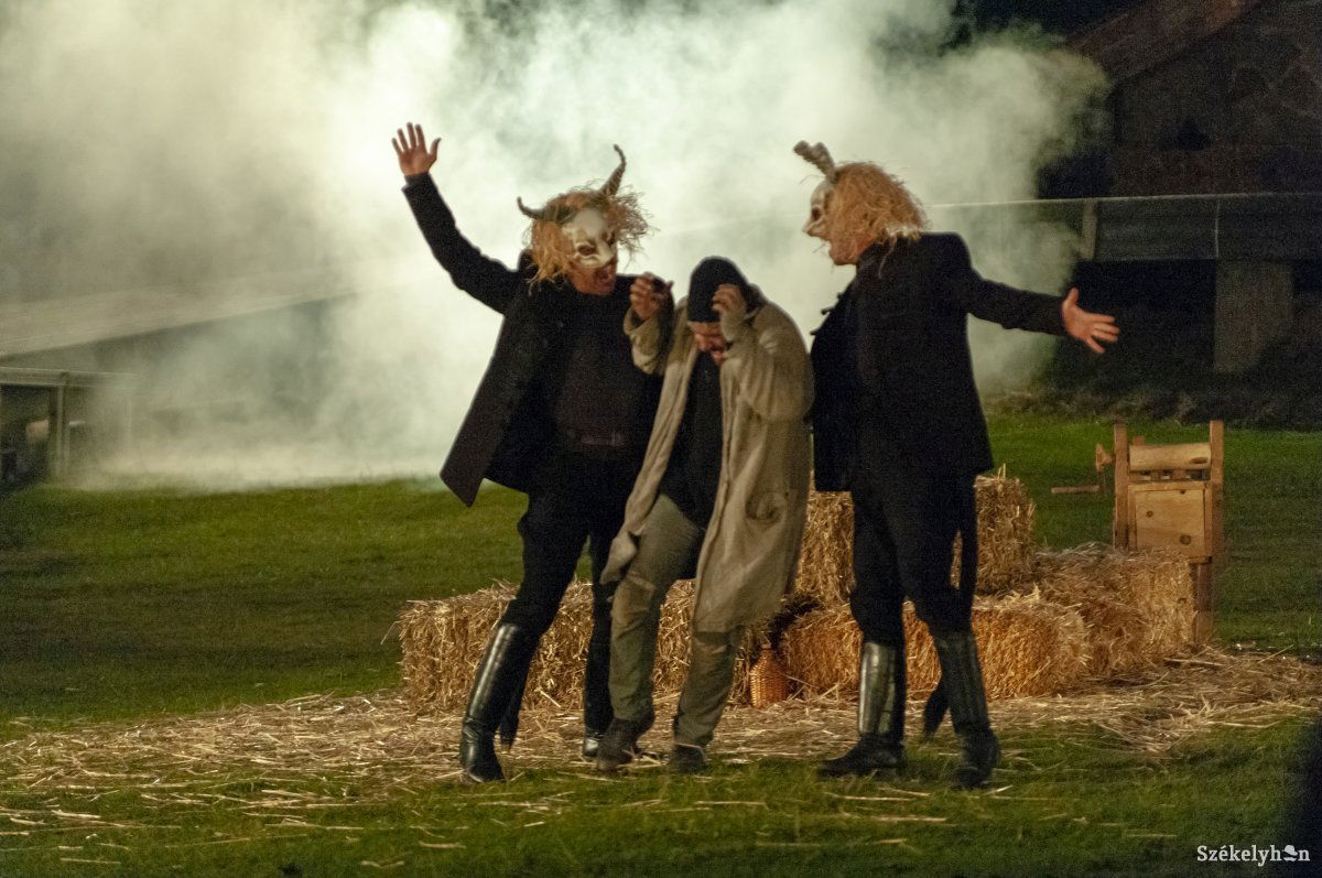 &bullet;  Fotó: Gábos Albin