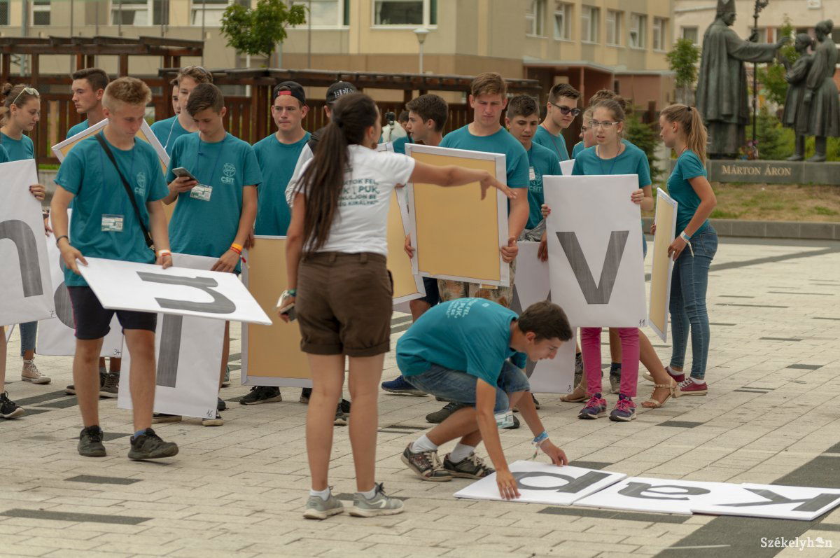 &bullet;  Fotó: Gábos Albin