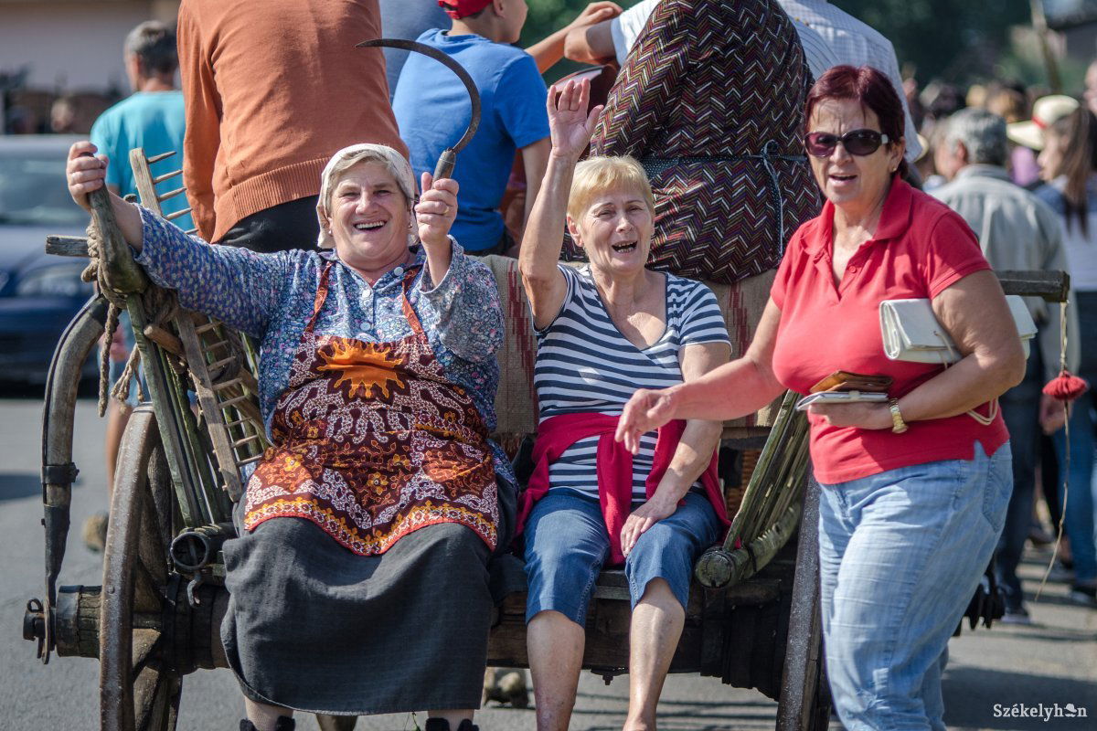 &bullet;  Fotó: Pinti Attila