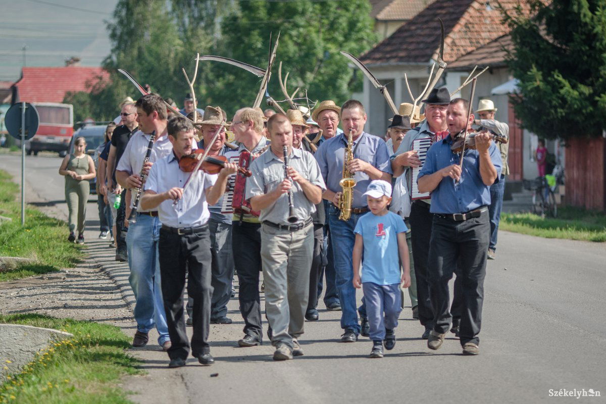 &bullet;  Fotó: Pinti Attila