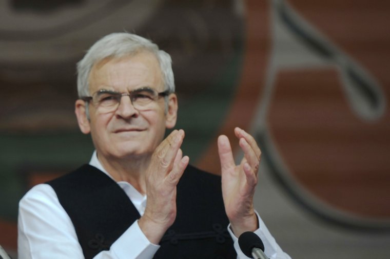 Tőkés László ki akart lépni az Európai Néppártból a Sargentini-jelentés miatt