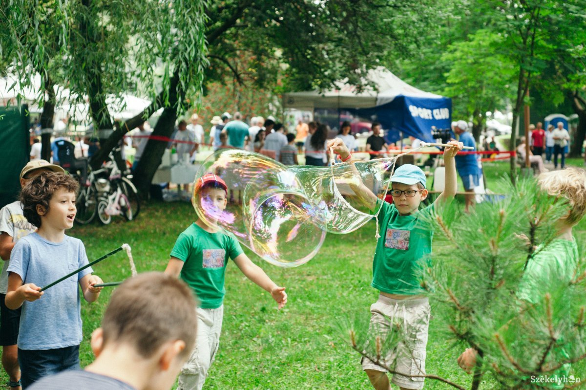 &bullet;  Fotó: Gecse Noémi