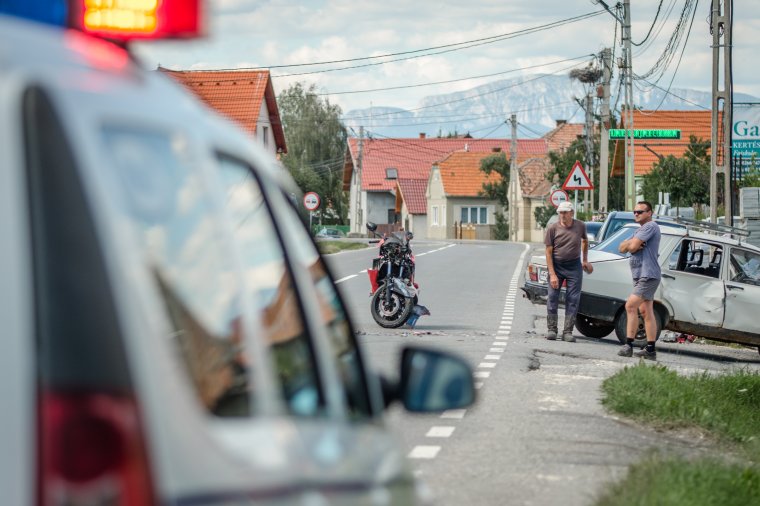 Pár óra alatt két, súlyos sérüléssel járó motorosbaleset is történt Csíkszéken